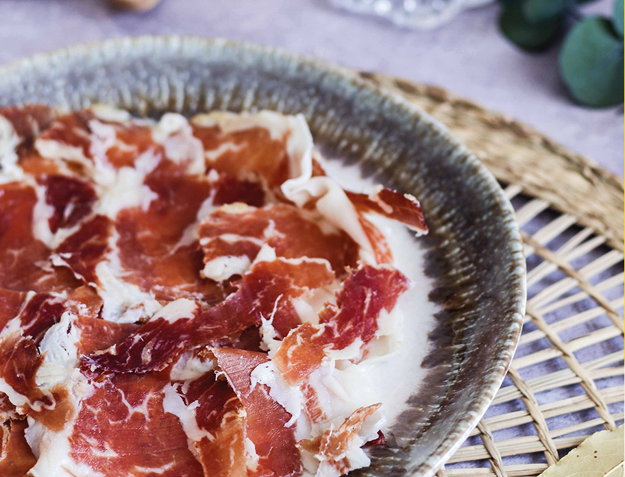 Super Serrano ham Muñoz Rojo